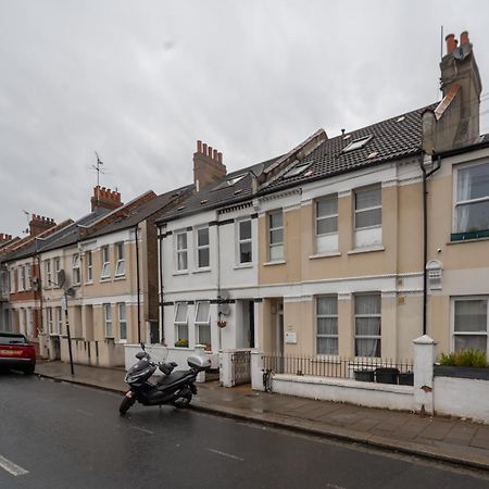 Flexistay Aparthotel Tooting Londen Buitenkant foto