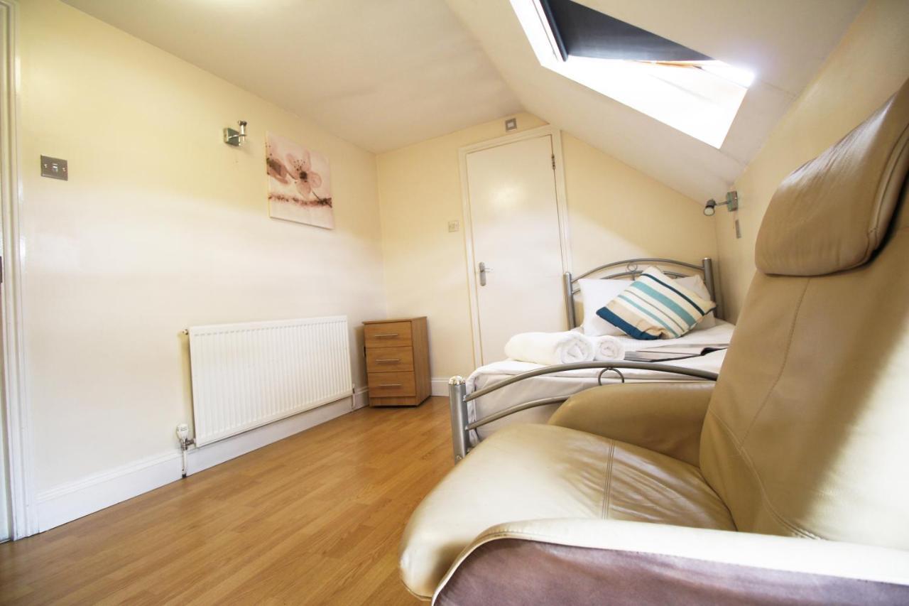 Flexistay Aparthotel Tooting Londen Buitenkant foto