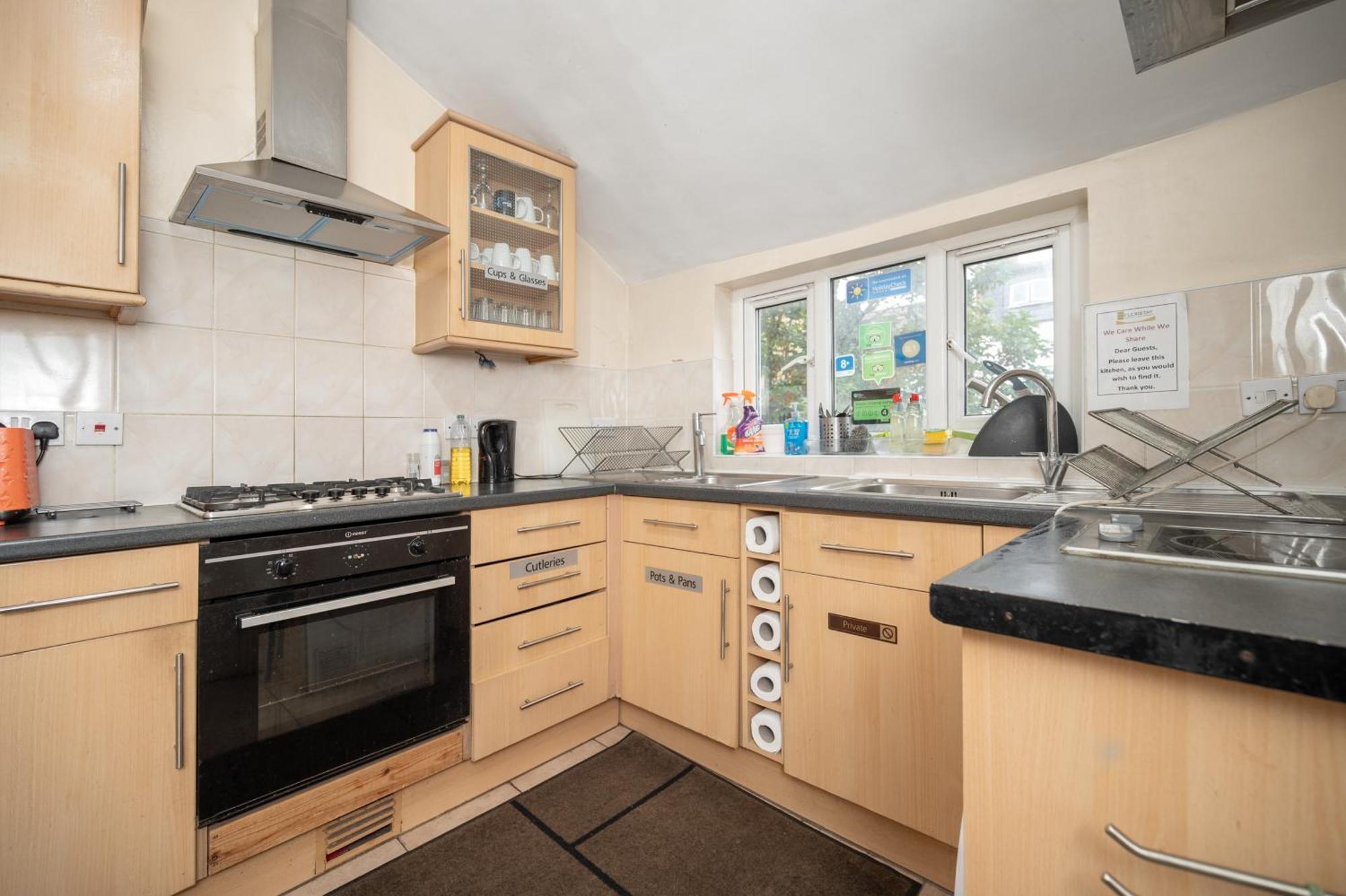 Flexistay Aparthotel Tooting Londen Buitenkant foto