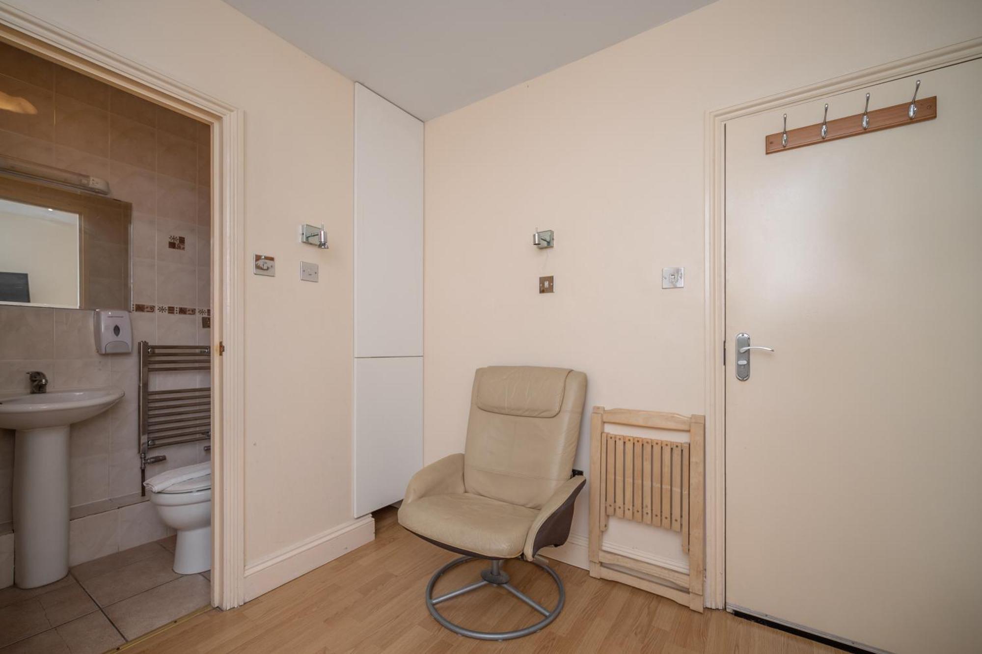 Flexistay Aparthotel Tooting Londen Buitenkant foto