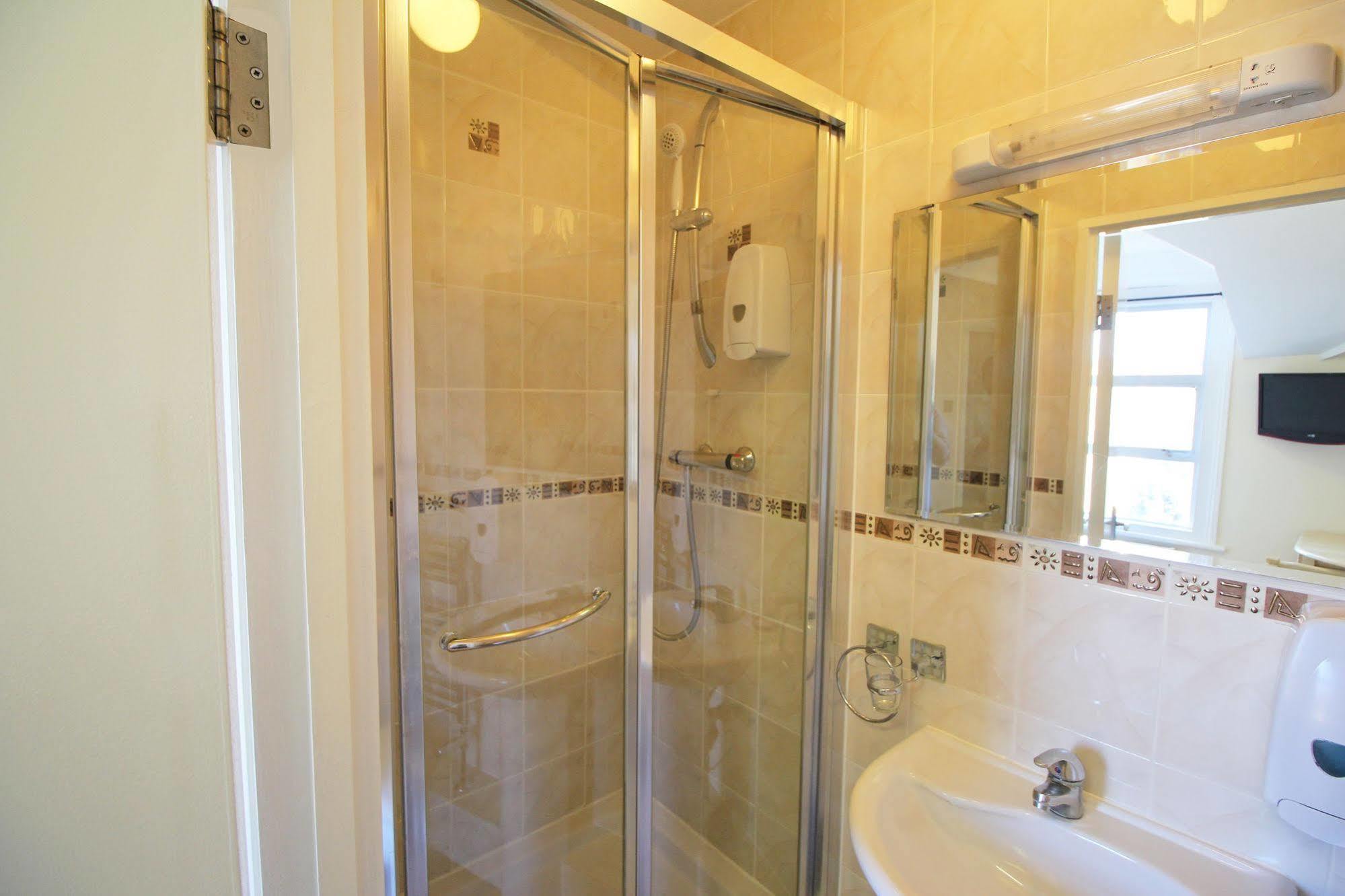 Flexistay Aparthotel Tooting Londen Buitenkant foto