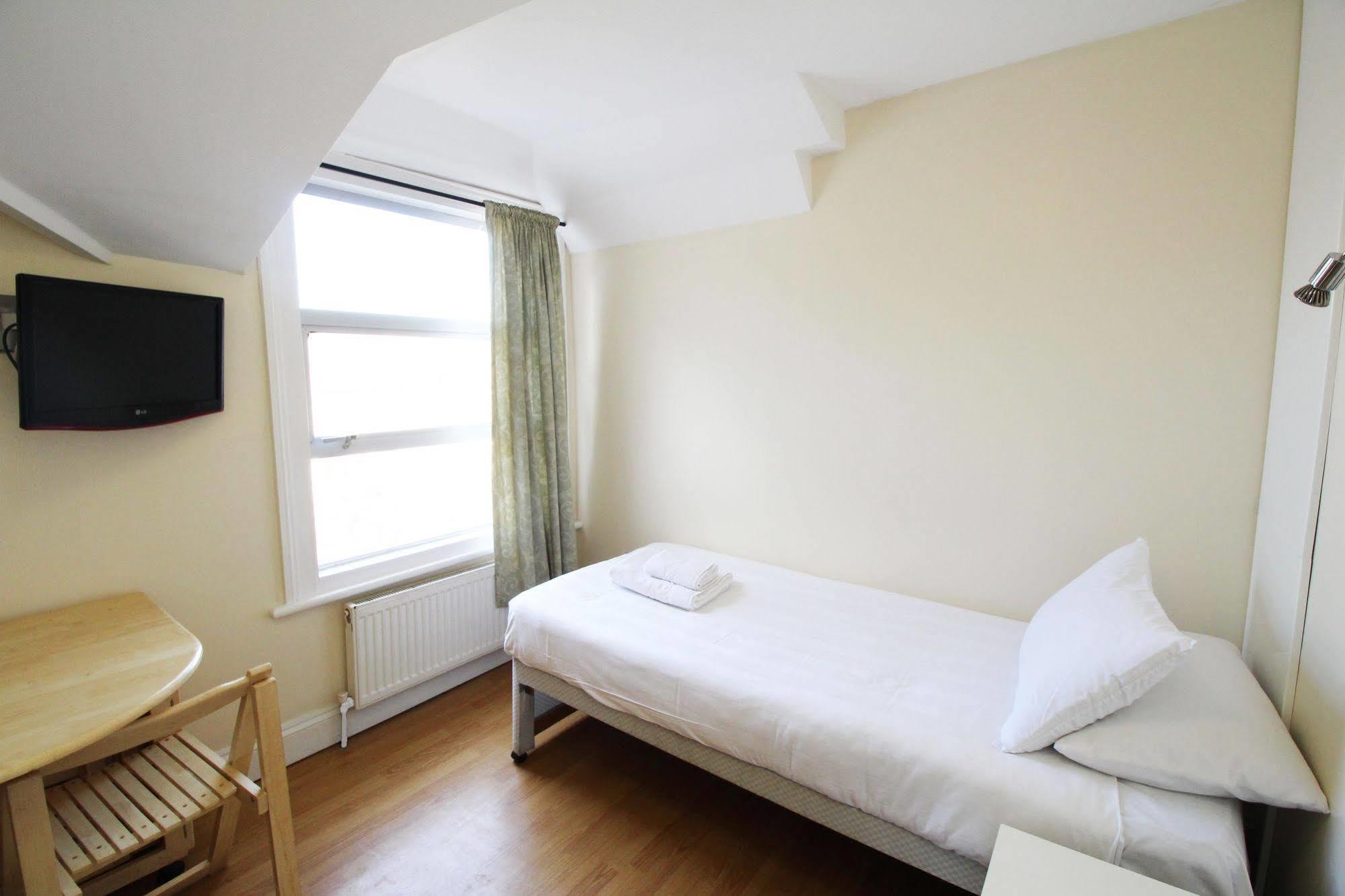 Flexistay Aparthotel Tooting Londen Buitenkant foto